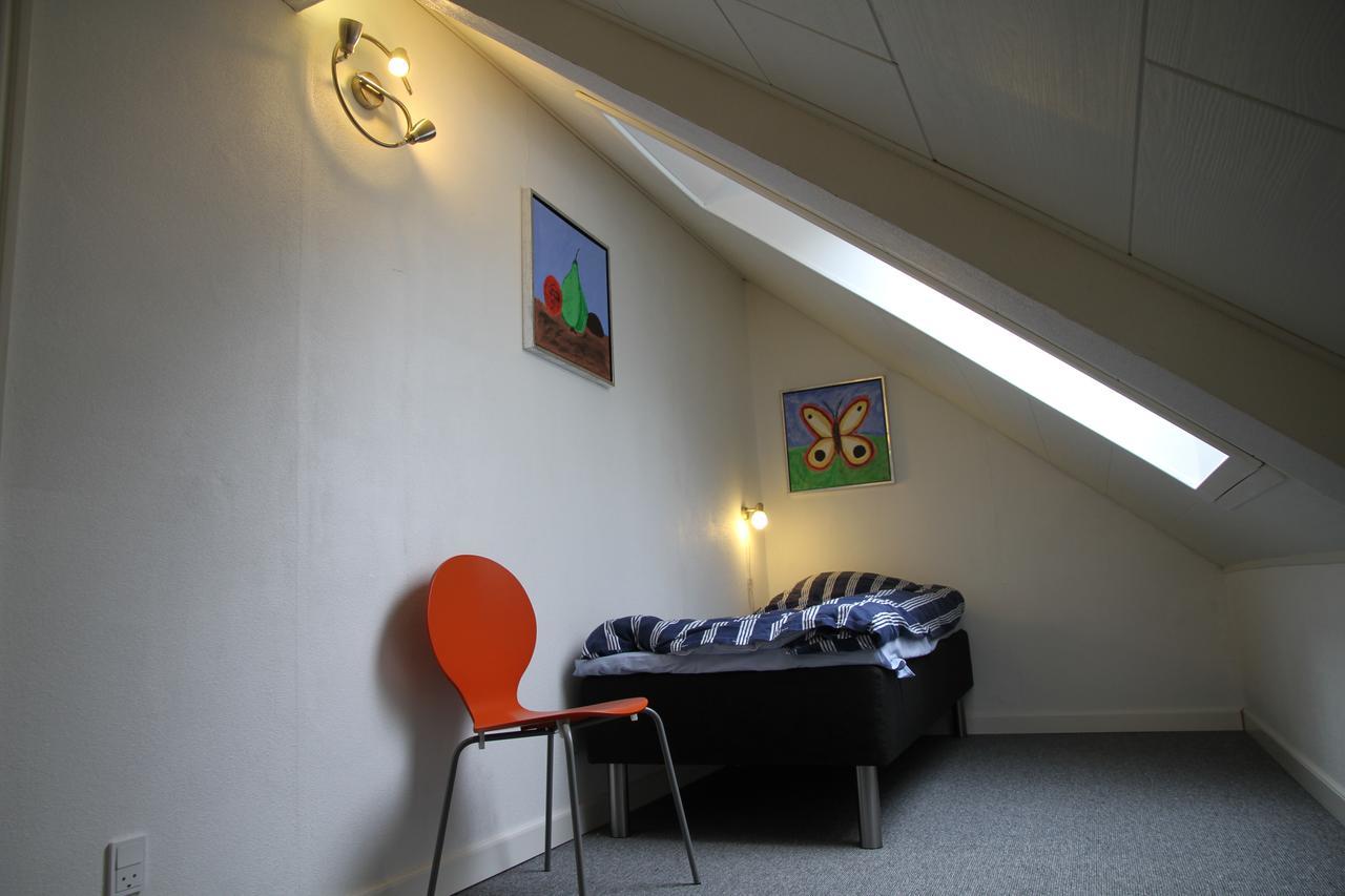 Hukaergaard Bed & Breakfast Ostbirk Exteriör bild