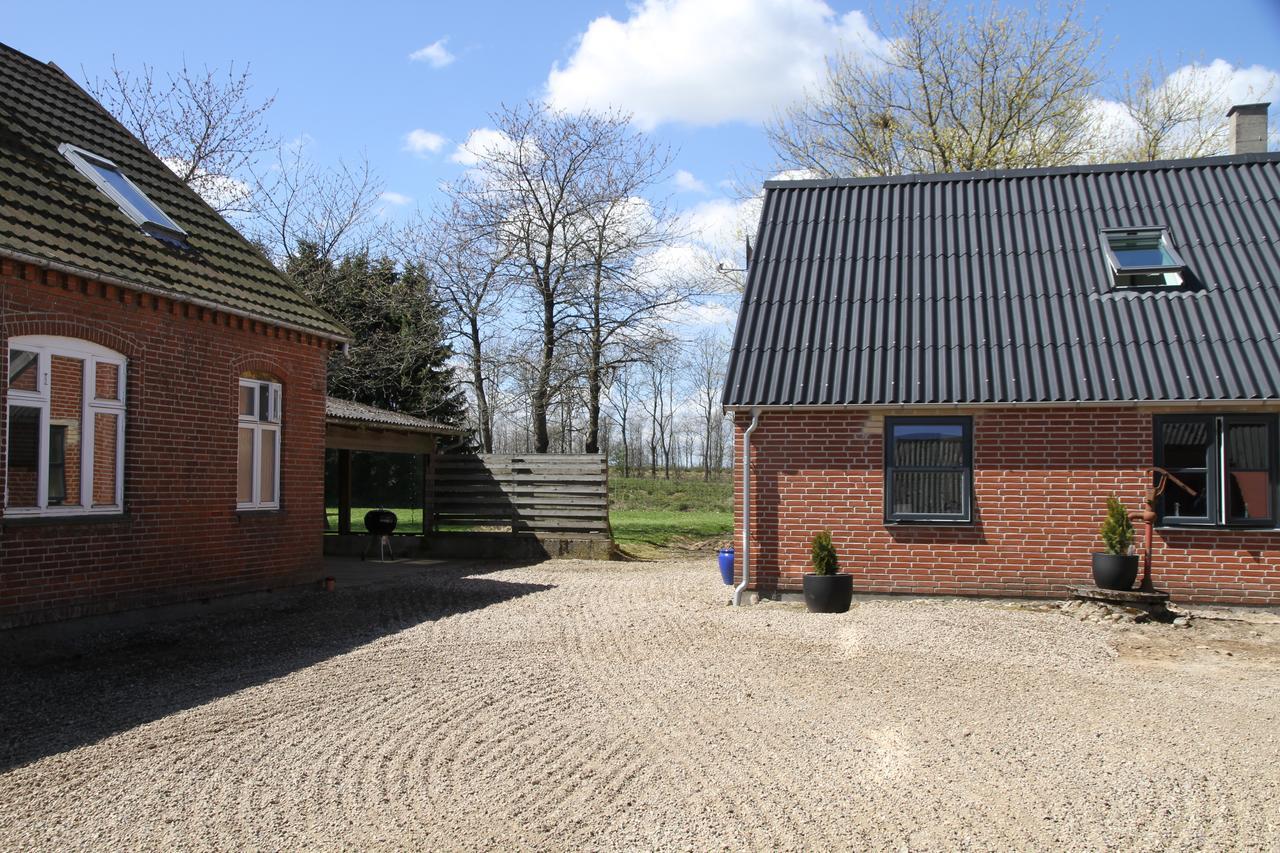 Hukaergaard Bed & Breakfast Ostbirk Exteriör bild